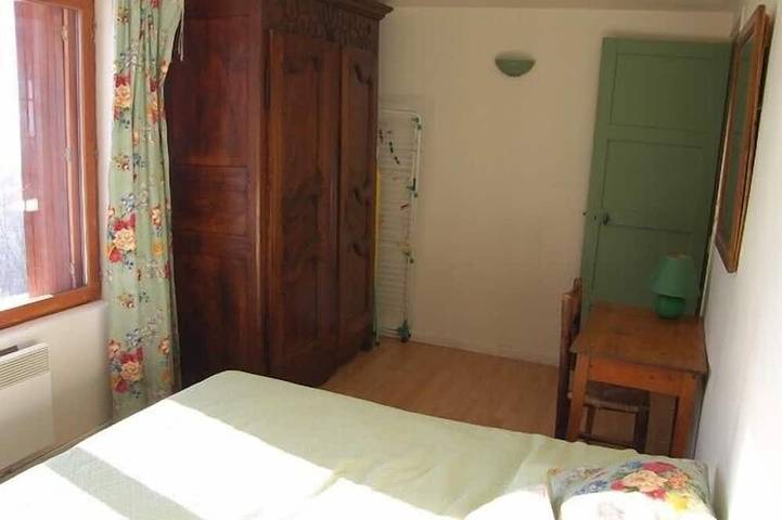 Gîte pour 12 personnes, avec jardin à Saint-Bernard - 2