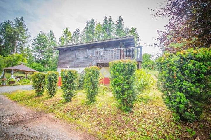 Chalet pour 4 personnes, avec Terrasse et Jardin dans Beffe