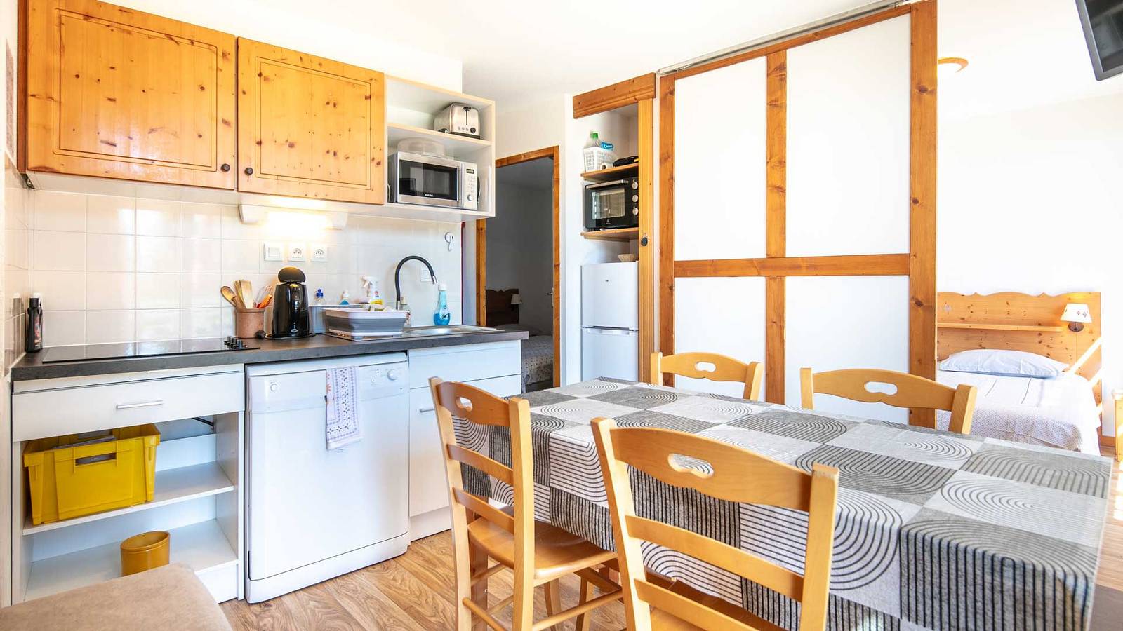 Ganze Wohnung, V. du Bachat Epicea B N°02 in Chamrousse, Nationalpark Écrins