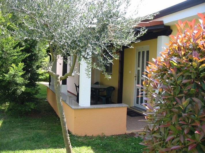Bungalow für 5 Personen, mit Terrasse und Pool in Istrien - 2