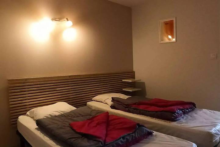 Gîte pour 5 personnes, avec terrasse et piscine dans Plage de Mayarco - 2