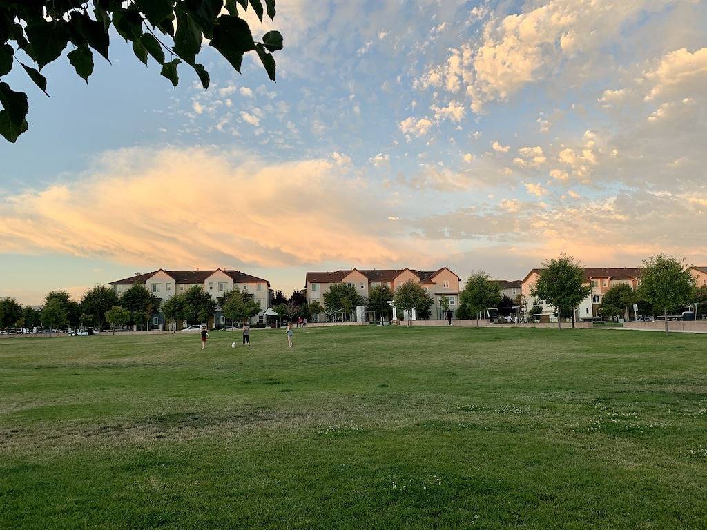 Ganze Wohnung, Große Wohnung in der Nähe von San Francisco in Hayward (CA), Alameda County