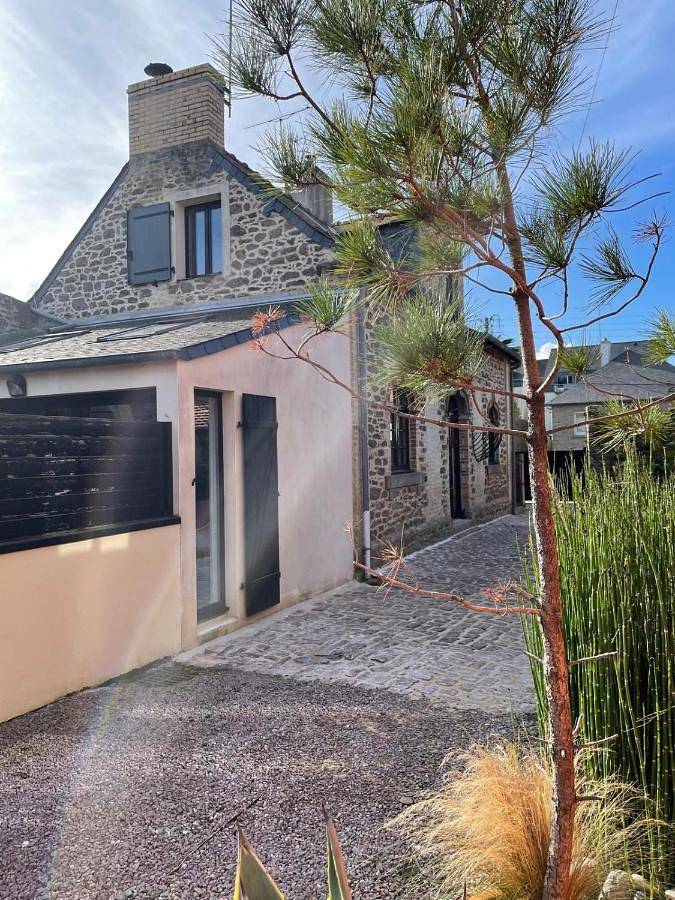 Villa de Caractère avec Piscine in Saint-Malo, Région de Saint-Malo