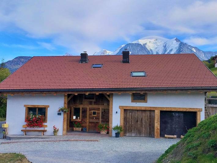 Chambre d’hôte pour 3 personnes, avec jardin ainsi que jacuzzi et sauna