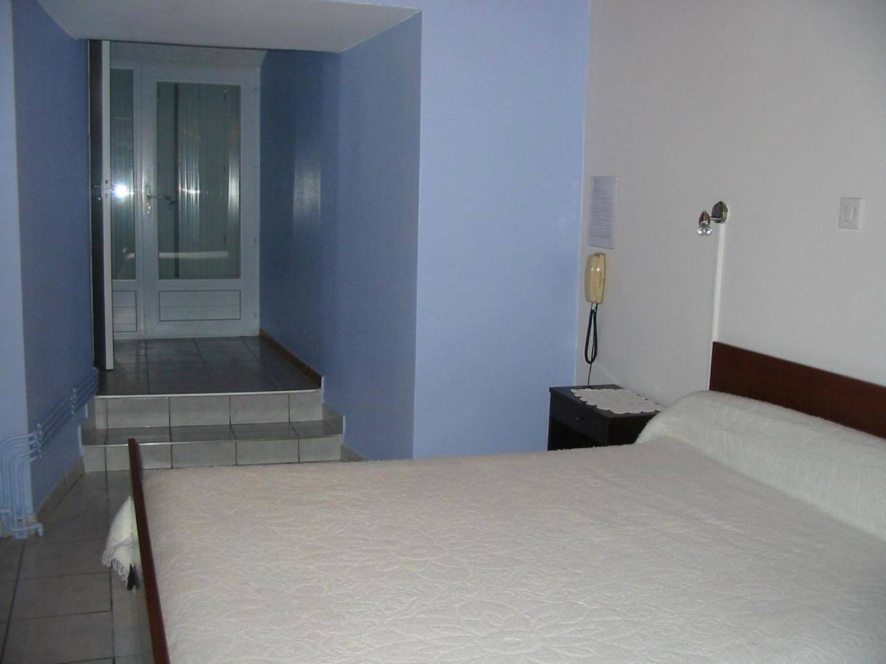 Single Room with Shared Bathroom (1 or 2 adults) in Champclause, Mézenc