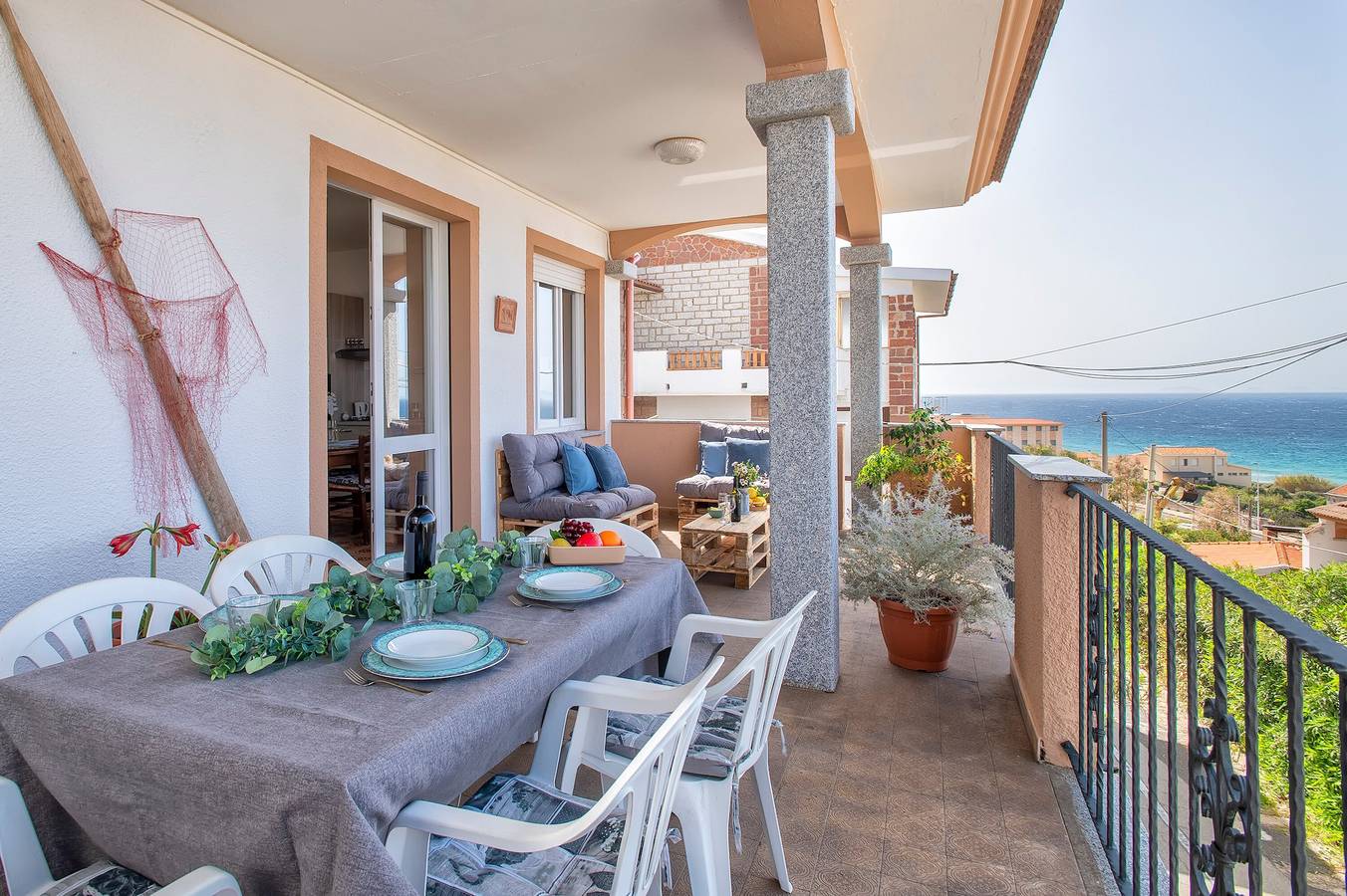 Apartamento entero, Apartamento 'Family Beach' con vistas al mar y terraza privada in Lu Bagnu, Castelsardo