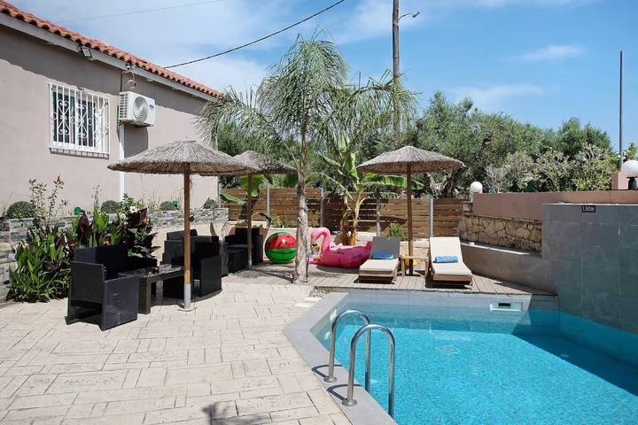 Apartment for 2 people, with Balcony and Garden in Alykes