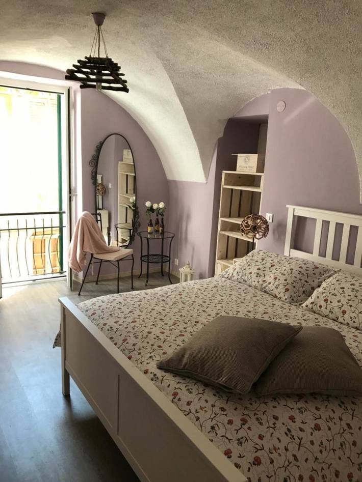 Chambre d’hôte pour 2 personnes, avec Terrasse à Rocchetta Nervina