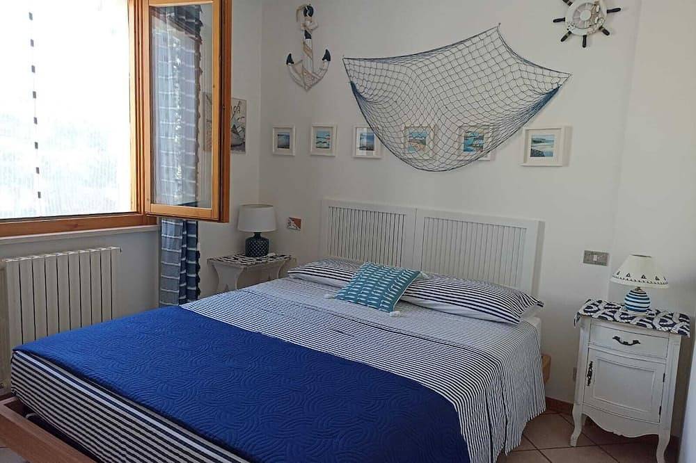 Offre de vacances septembre: 150 mt. de la mer, parking privé in Marcelli, Riviera del Conero