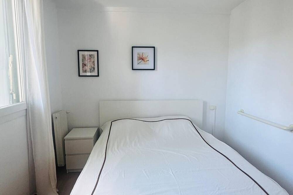 Appartement entier, Charming & comfy 3 rooms apart near Paris with direct access to Metro & airports in Cachan, Val-de-Marne