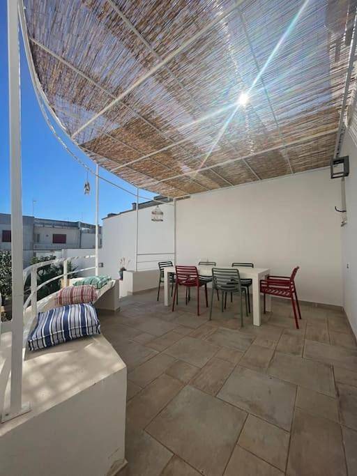 Casa vacanza per 5 persone, con giardino a Corigliano d'Otranto