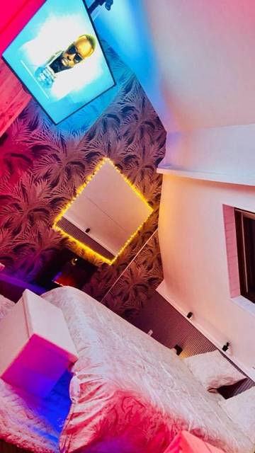 Gîte pour 2 personnes, avec jacuzzi et sauna à Albert