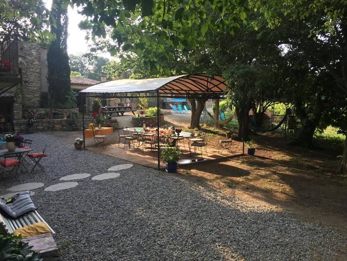 Location de vacances pour 2 personnes, avec vue ainsi que piscine et jardin à Beaumes-de-Venise - 3