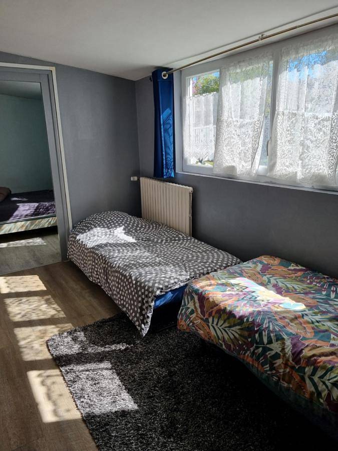 Gîte pour 4 personnes, avec jardin, animaux acceptés à Luc-sur-Mer - 2