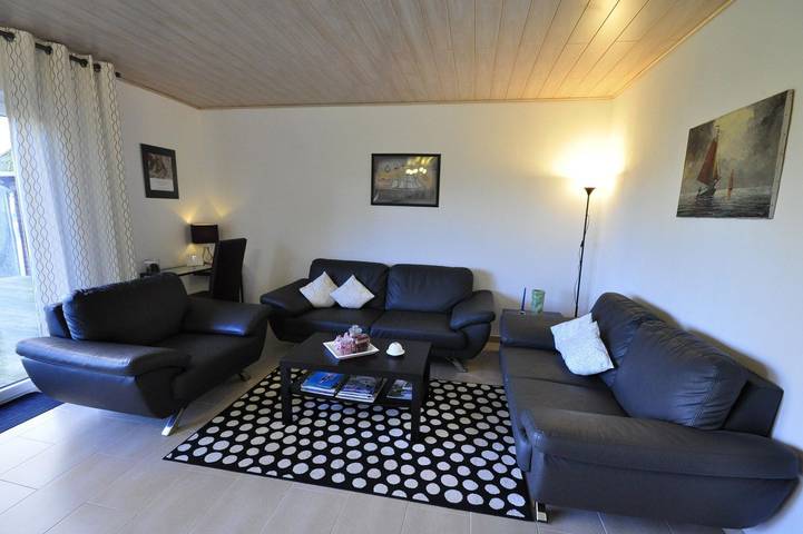 Ferienhaus für 8 Personen, mit Terrasse und Garten in Carolinensiel - 2