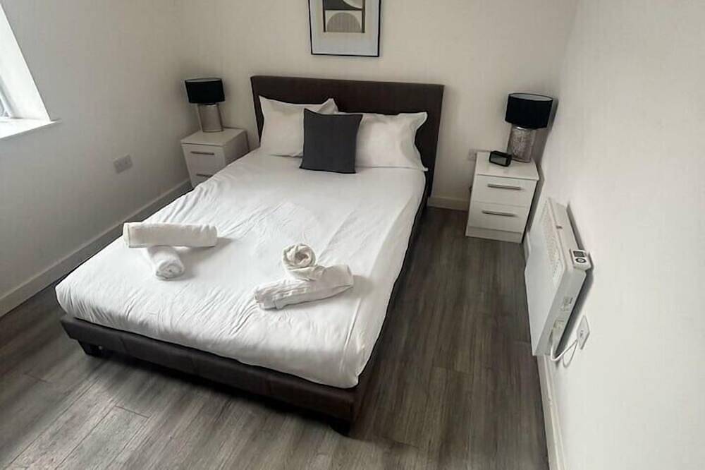 Ganze Wohnung, Apartment-Eigenes Badezimmer-1-Bed in Wigan, Greater Manchester