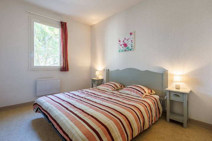 Gîte pour 6 personnes, avec terrasse et piscine à Aubignan - 4