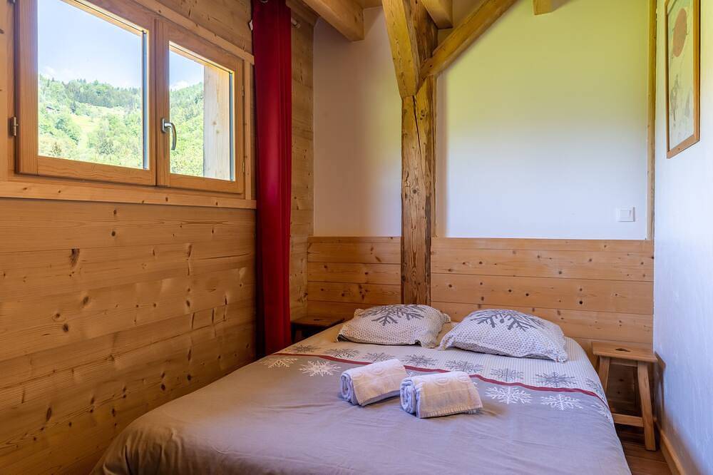 Appartement entier, Chalet d'en Ô : Belle Fleurie in Les Clefs, Région d'Annecy