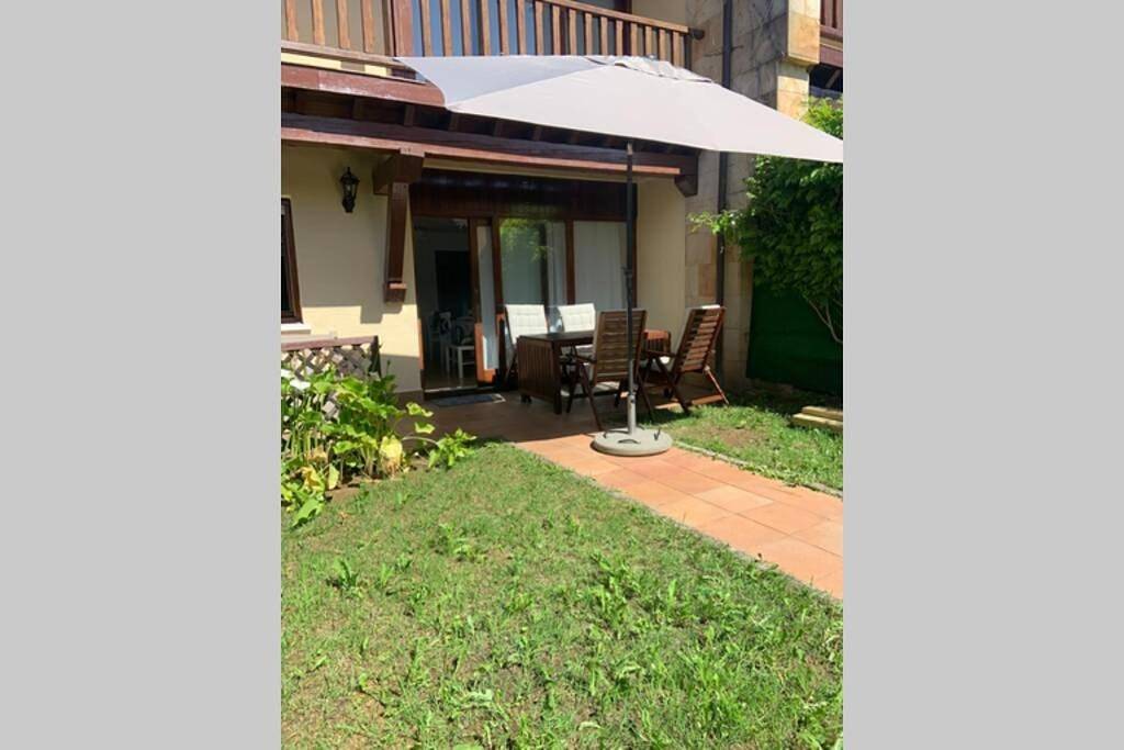 Apartamento entero, Apartamento en el Paseo de Manuel Noriega, Nº 9, con jardín privado, Wifi, en Comillas in Comillas, Costa de Cantabria