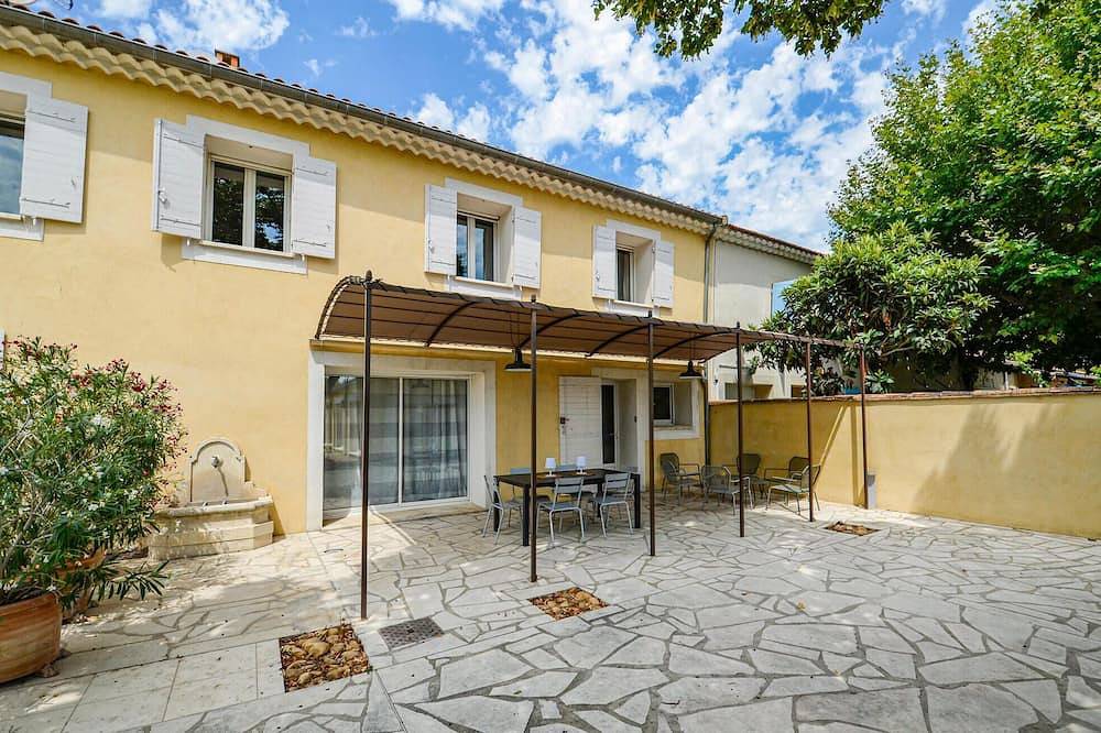 Tolles Zuhause in Chateuneuf de Gadagne in Châteauneuf-de-Gadagne, Vaucluse