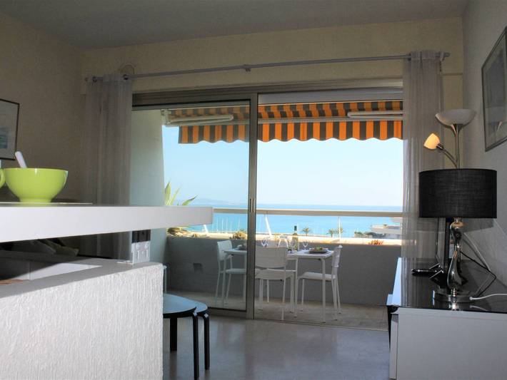 Ganze Wohnung, Renoviertes Studio am Meer in Villeneuve-Loubet in Villeneuve-Loubet Plage, Villeneuve-Loubet