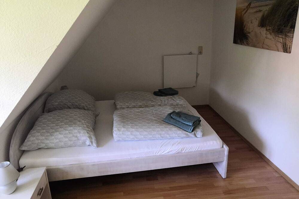 Ganze Wohnung, Apartment 'Ruhe Und Natur' mit privatem Garten und Wlan in Demmin, Mecklenburgische Seenplatte