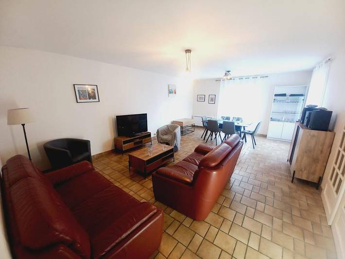 Location de vacances pour 6 personnes, avec Terrasse et Jardin dans L'Herbergement
