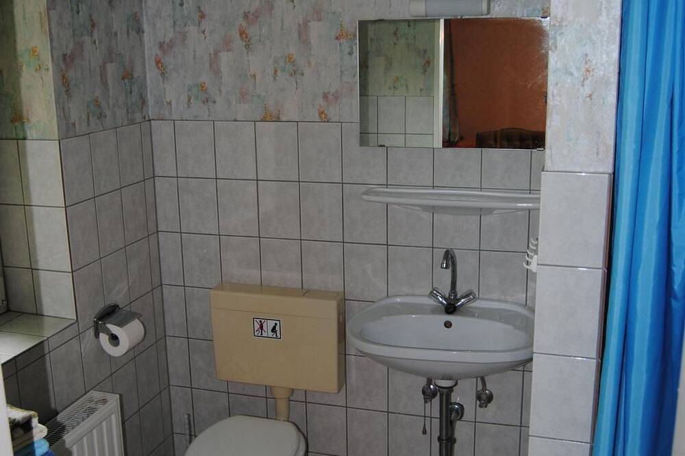 Ganze Wohnung, Ländliche Ferienwohnung in beliebtem Gästehaus in Windeby, Rendsburg-Eckernförde