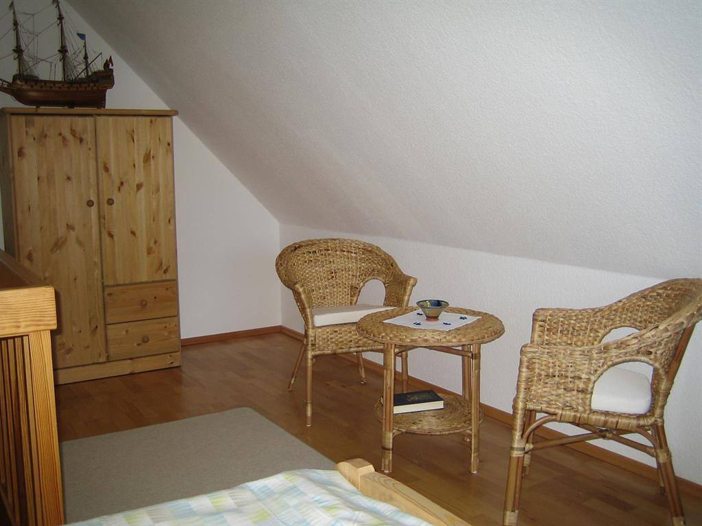 Ganze Ferienwohnung, Appartement/Fewo Nr. 2 rechts , Dusche, Wc in Kieler Förde, Heikendorf