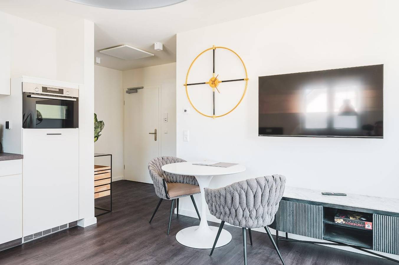 Ganze Wohnung, Moderne Unterkunft in direkter Strandnähe. in Ostseebad Zingst, Zingst