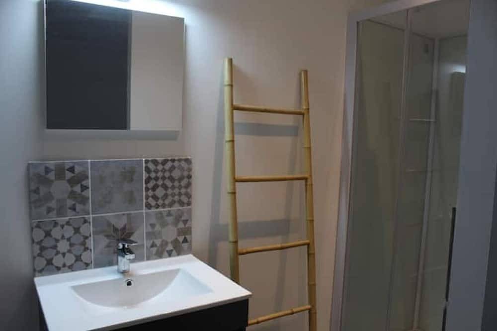Appartement entier, Sîbô Gîte 2 pers avec piscine, nature et ville | Dordogne - Périgord - boulazac in Boulazac Isle Manoire, Périgord Blanc