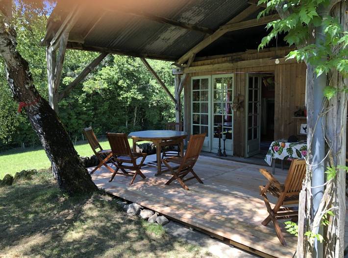 Gîte pour 4 personnes, avec terrasse et jardin à Gorses