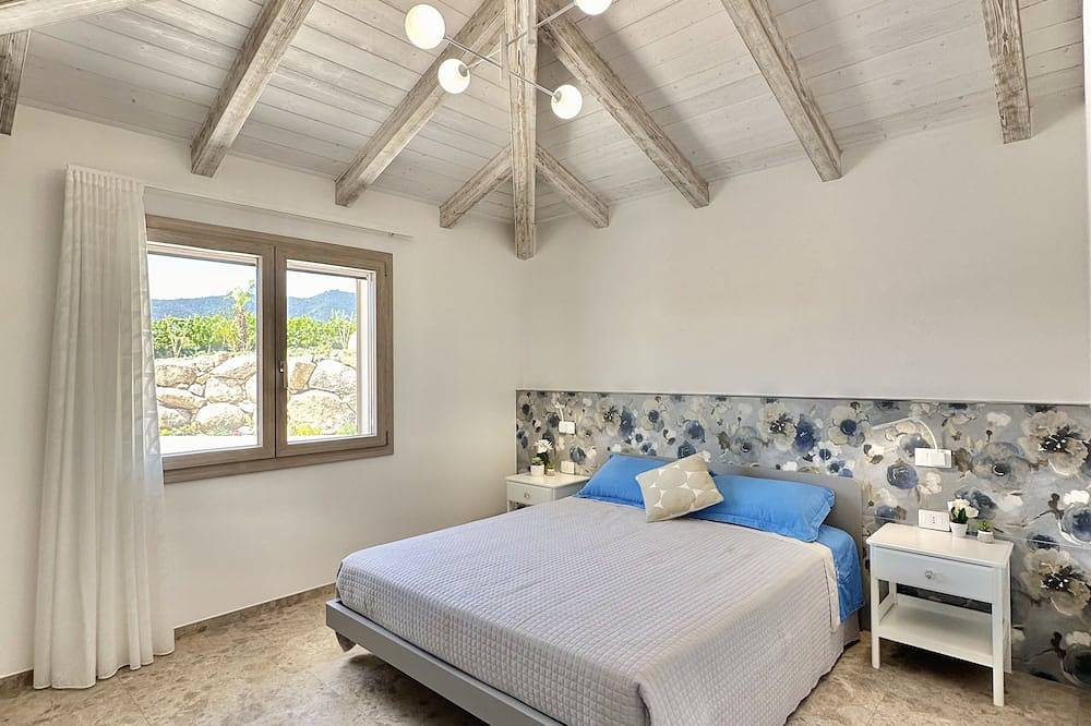 Villa Smeraldo, exclusive luxury villa with a private pool in Genna Spina, Castiadas