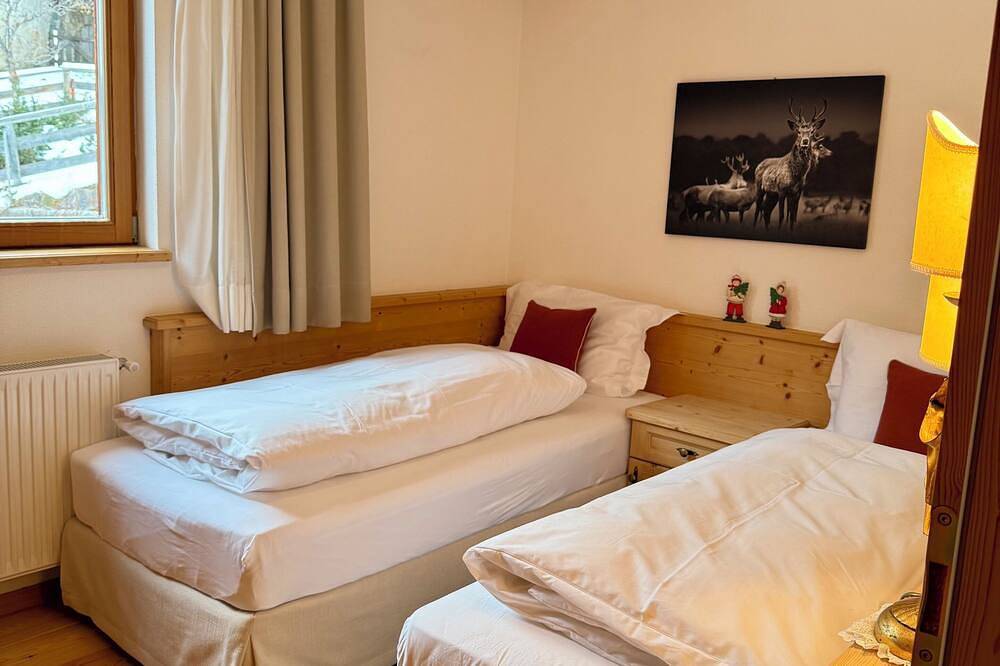 Luxury Chalet at the Foot of the Dolomites by the Castle in Funtanacia, Abtei