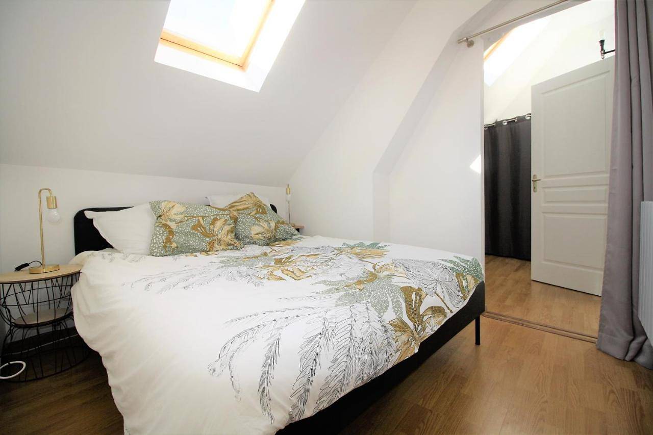 Appartement entier, Apartment in La Tour-du-Pin, Région de La Tour-du-Pin