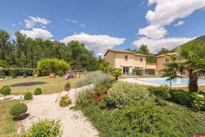Maison de vacances pour 6 personnes, avec terrasse et jardin