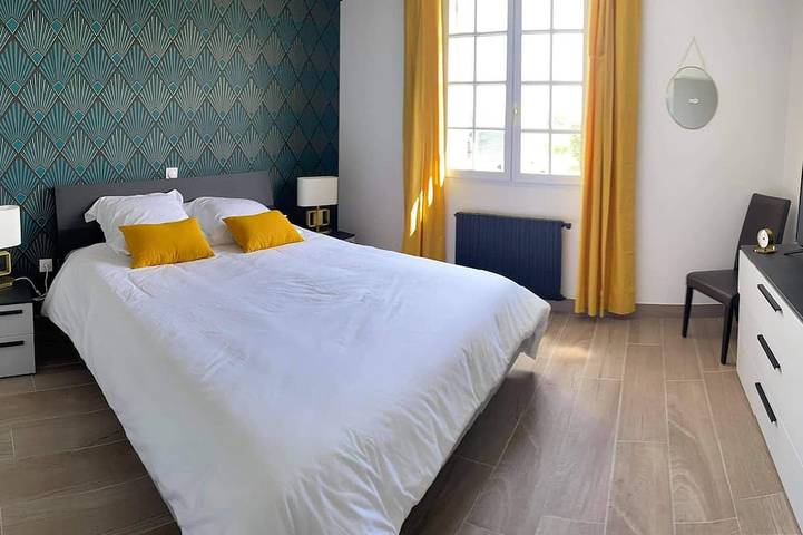Maison chaleureuse avec spa (12 personnes) in Brignogan-Plages, Région de Brest