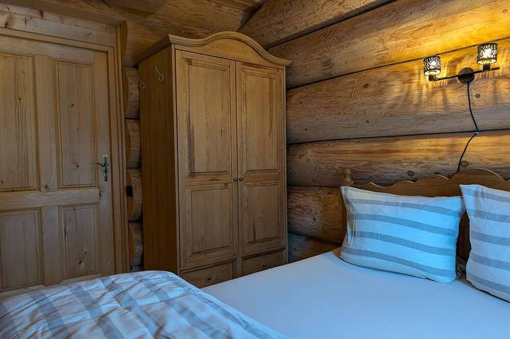 Blockhütte für 4 Personen, mit Sauna und Garten sowie Terrasse in Groß Nemerow - 3