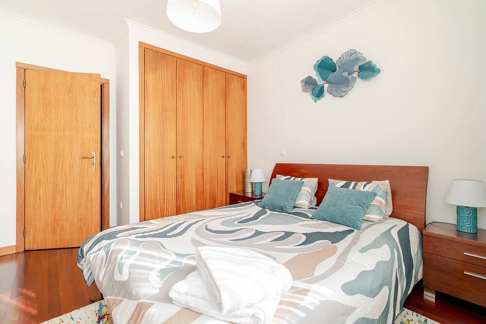 Entire apartment, Apartment 'Lagoa' with Wi-Fi in Esposende, Parque Natural do Litoral Norte