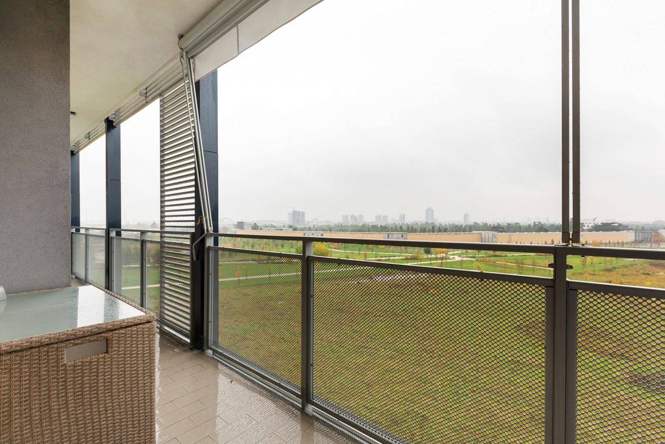 Entire apartment, Renovated Apt, Terrace & Garage! Rho-Fiera Milano in Milan, Milan Province