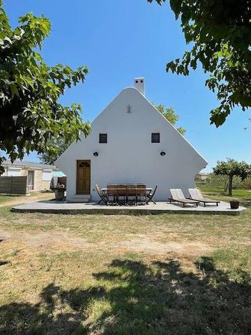 Gîte pour 5 personnes, avec jardin et terrasse, animaux acceptés dans Plage de l'Espiguette
