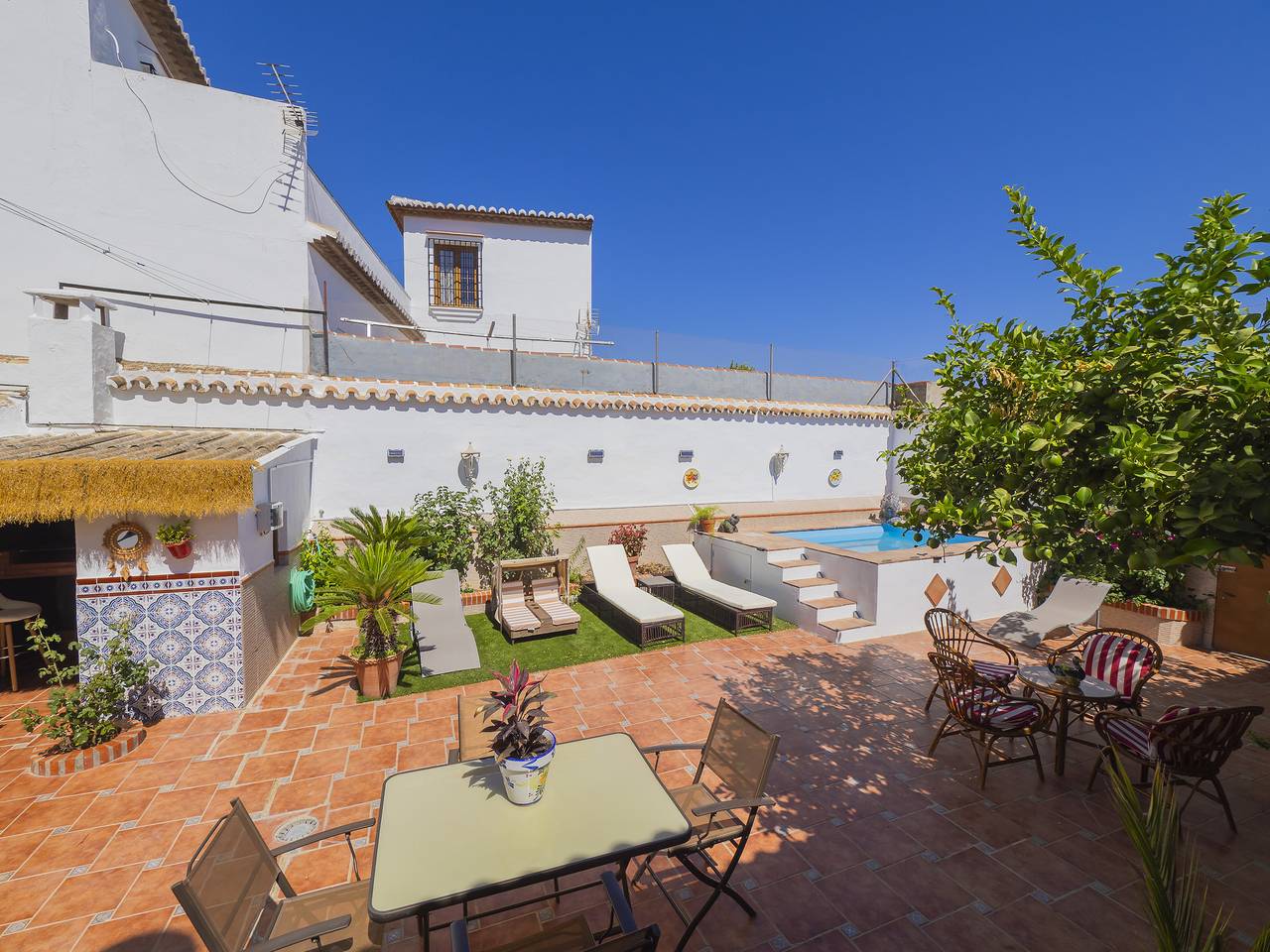 Estudio entero, Cubo's Estudio Doble Noches de Luna & Pool in Casabermeja, Provincia de Málaga