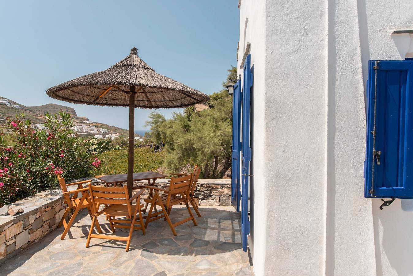 Apartment In A Hotel 'Sun Rock Boutique - Villa Menexes' with Sea View, Wi-Fi and Air Conditioning in Agios Prokopios, Cyclades