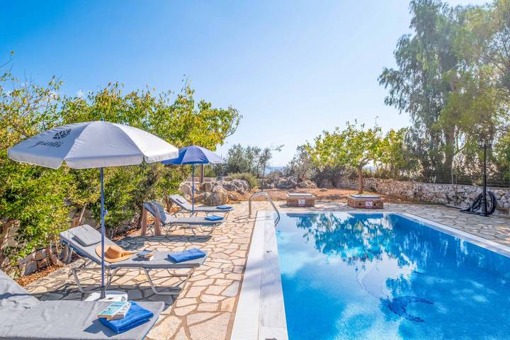 Location de vacances pour 6 personnes, avec balcon et jardin dans Stoupa - 4