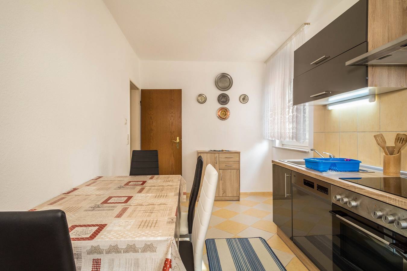Appartement 'Grüne Oase' met gedeeld terras, gedeelde tuin en Wi-Fi, foto 6