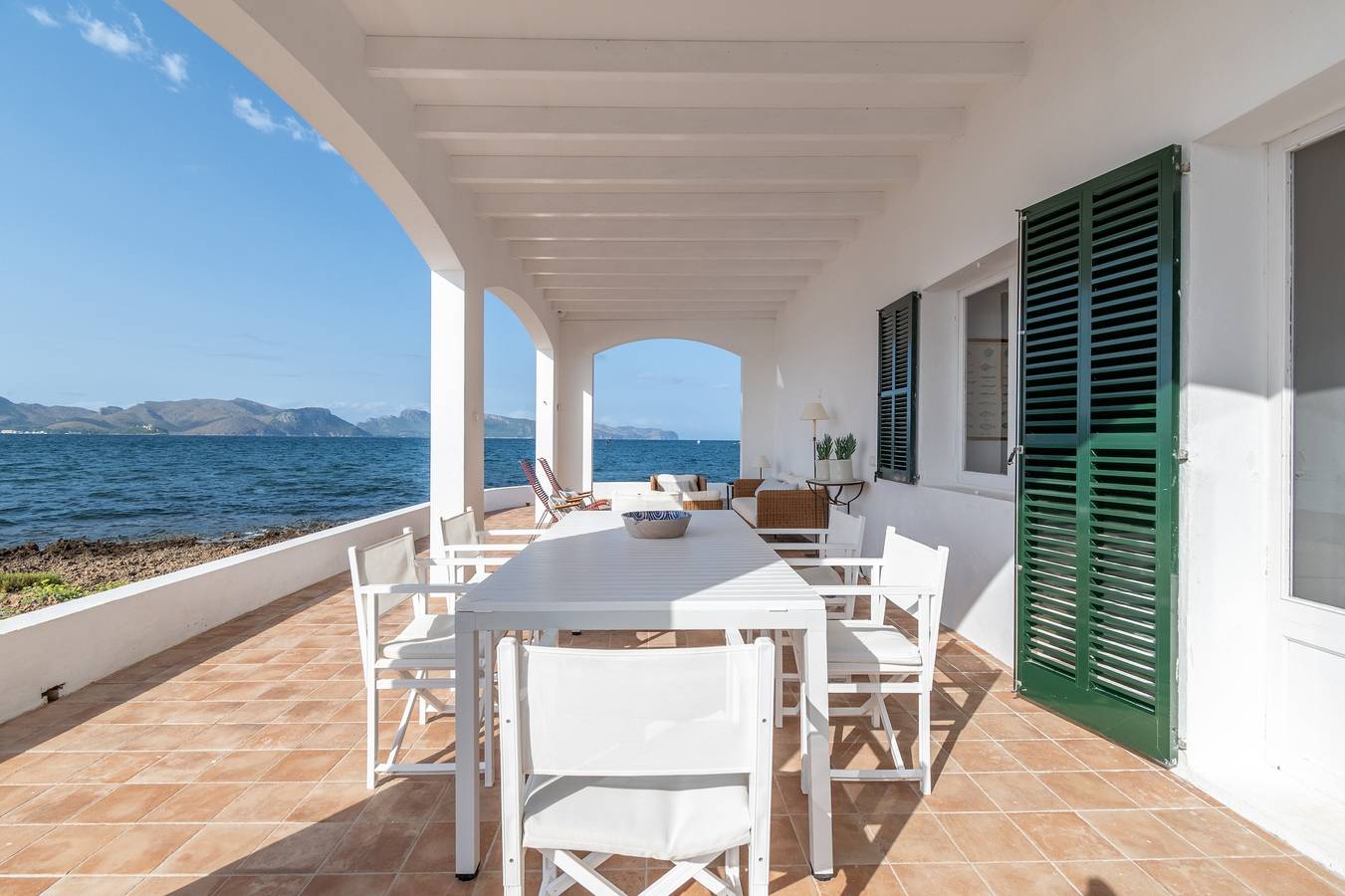 Villa 'Punta Marina' mit Meerblick, privater Terrasse und Wlan in Platja del Corral d'en Bennàssar (Alcúdia), Alcúdia