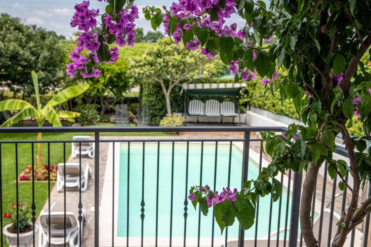 Camere da Mirella in Lazise, Gardasee-Berge
