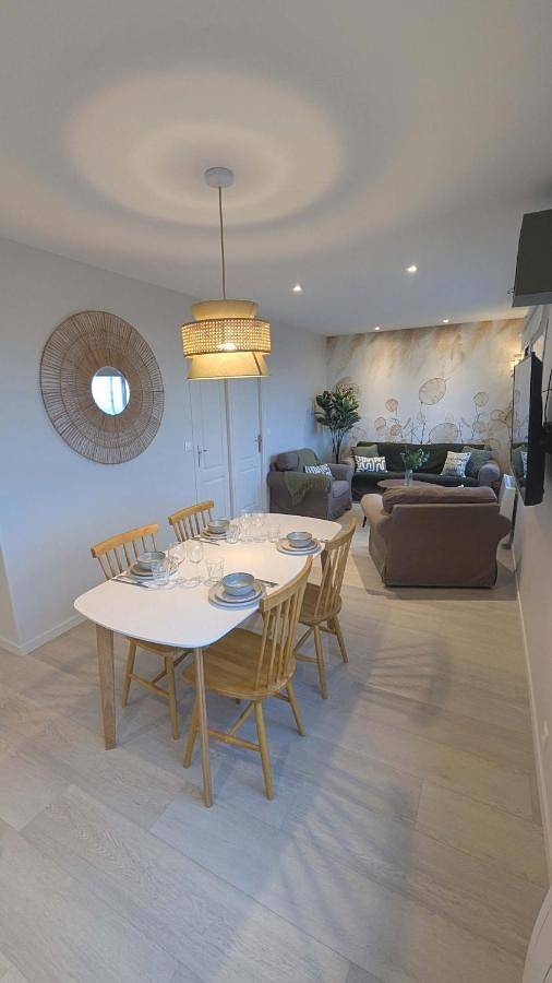 Appartement entier, Two-Bedroom Apartment with Sea View in Veulettes-sur-Mer, Région de Dieppe