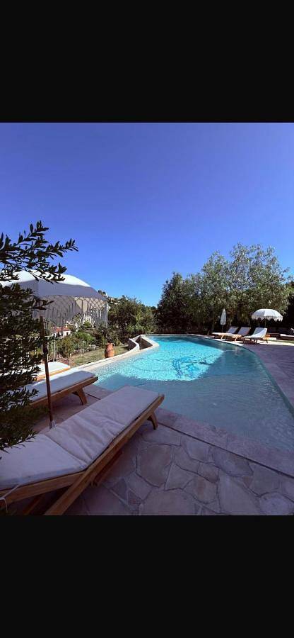 Chambre d’hôte pour 3 personnes, avec vue ainsi que jardin et piscine à Saint-Paul-de-Vence - 2