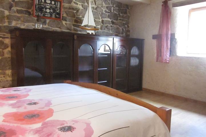 Traditionelles Bauernhaus aus Stein in Camaret-sur-Mer, Iroise